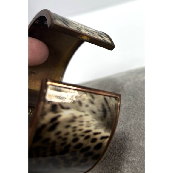 Womens Chunky Thick Costume Bracelet Expandable Cheetah Print Vintage Jewelry - Picture 8 of 8